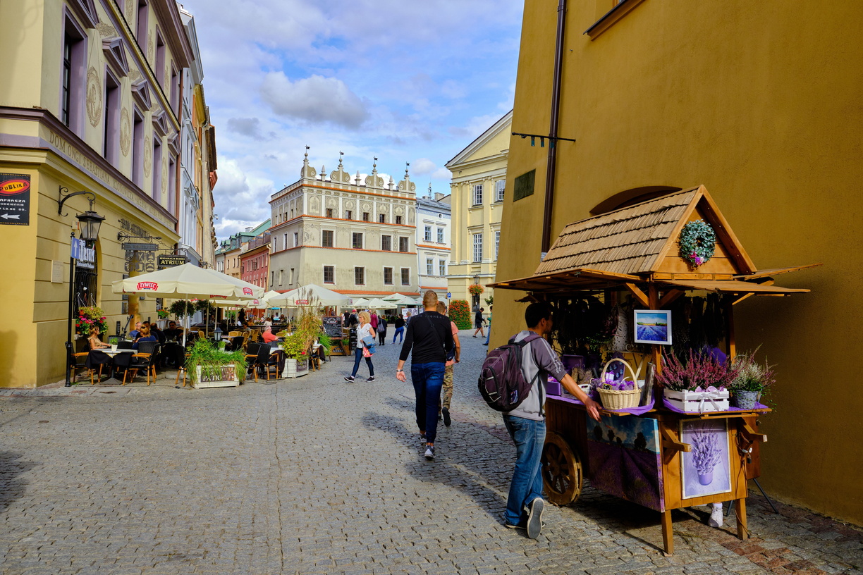 Lublin-oldtown-street-source-PTOPCB.jpg